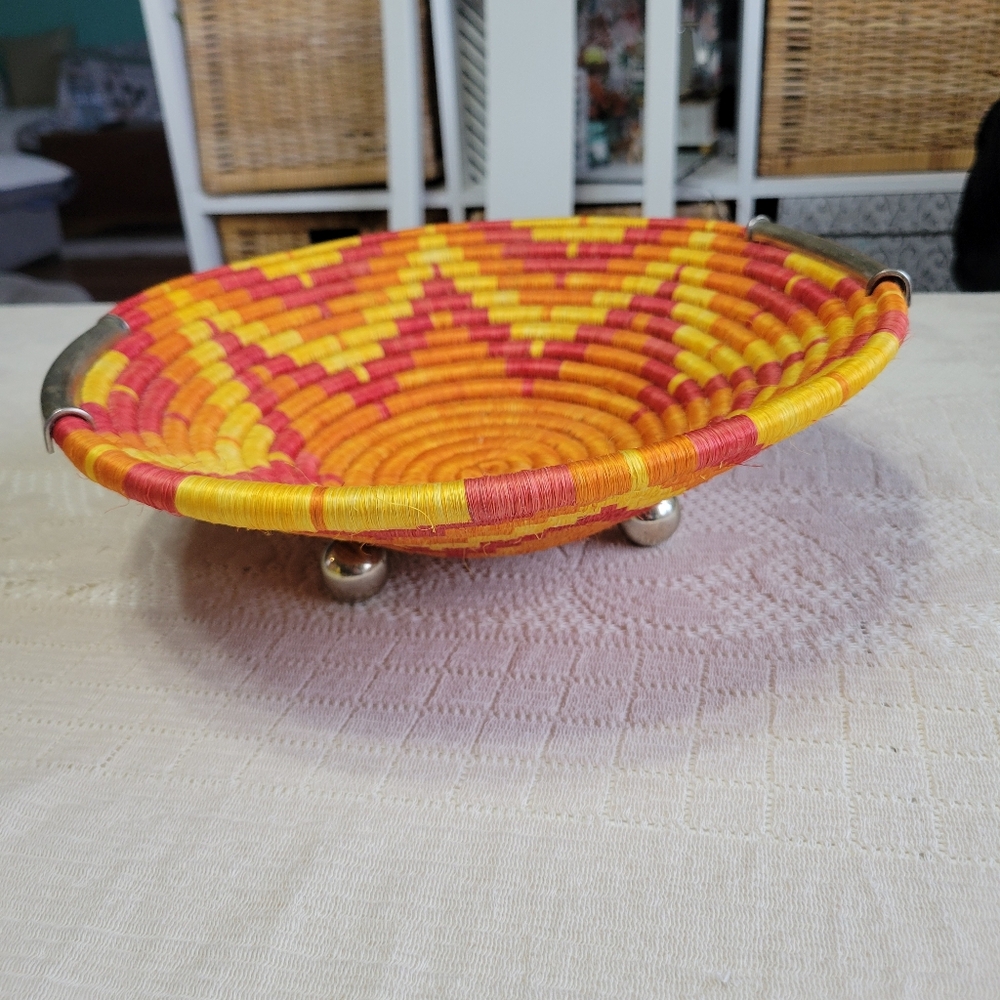 Vintage Vibes Fabric-type Basket Dish